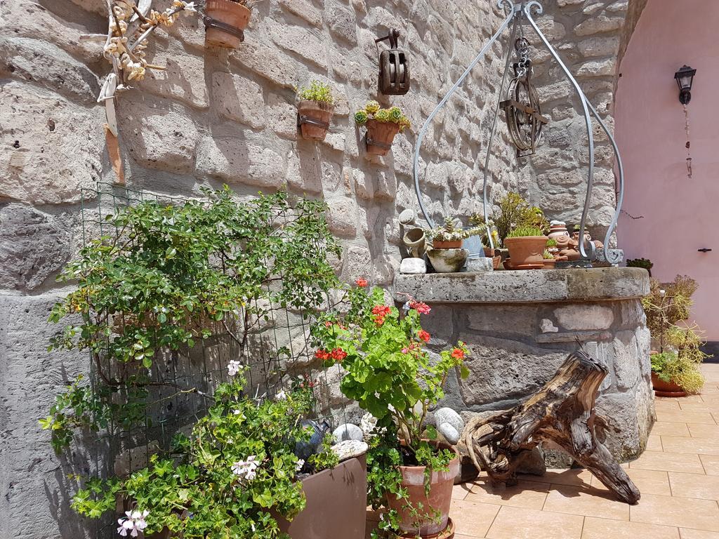 Chez Chantal Bed & Breakfast Meta Dış mekan fotoğraf